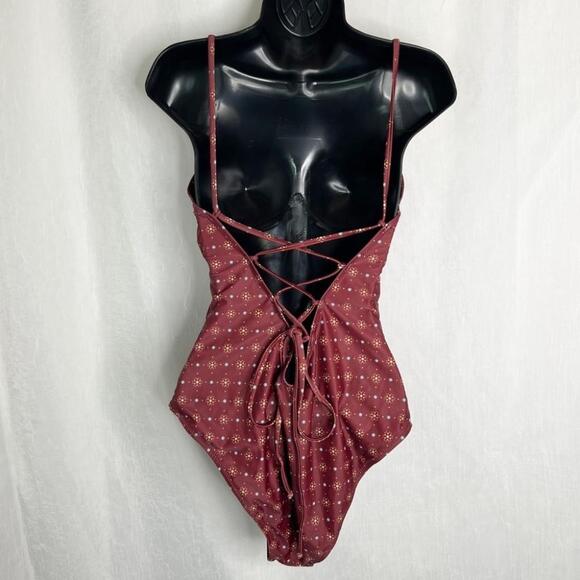 Cupshe Never Seperated One Piece Swimsuit / Bathing Suit - Picture 5 of 16